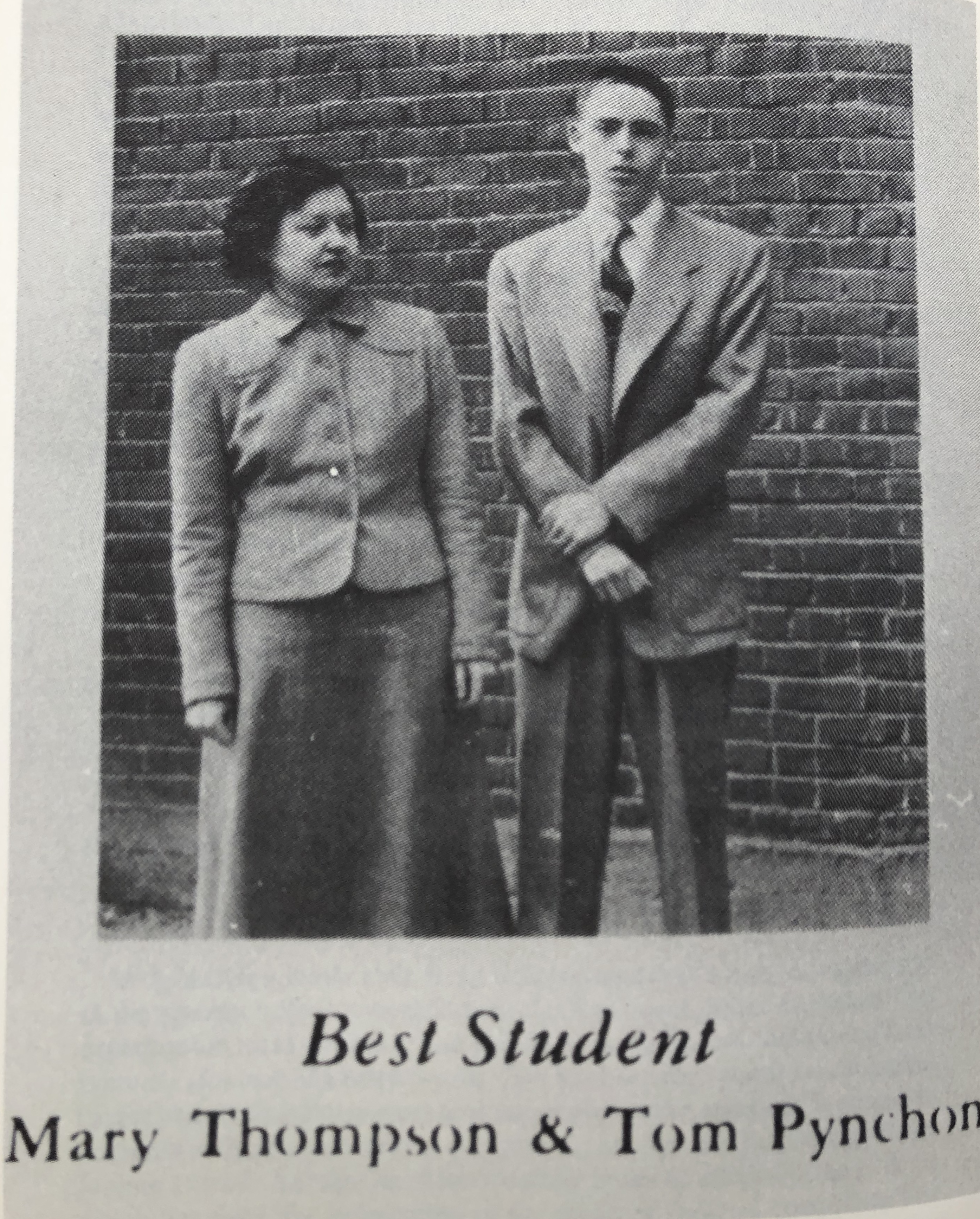 03 Oysterette 1953 - Thomas Pynchon best student